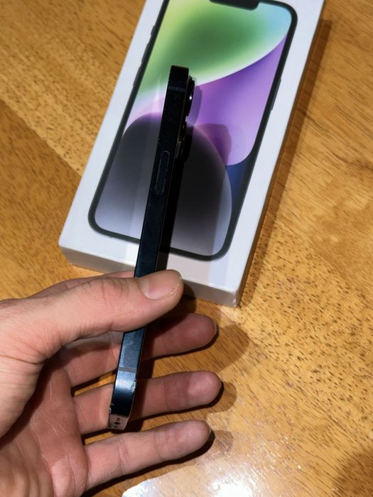 iPhone 14 с гарантией