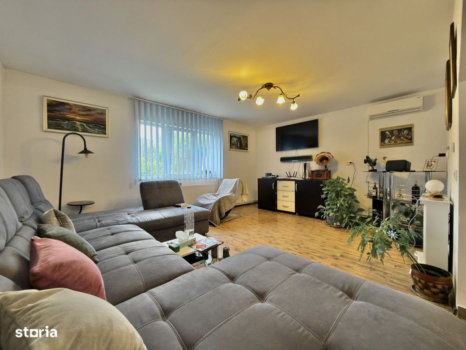 Casă P+M cu 5 Camere - Lumina | TEREN 425MP