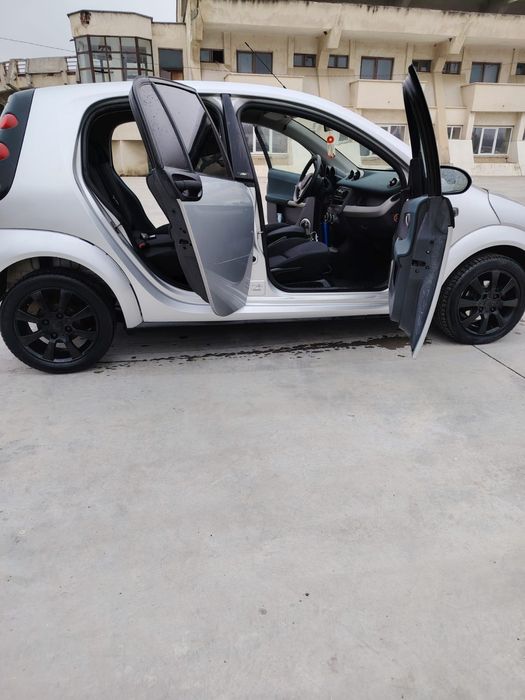 Vând smart fourfor
