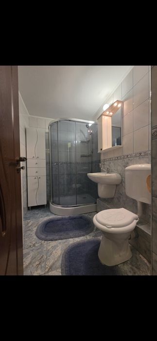 Închiriez apartament 2 camere