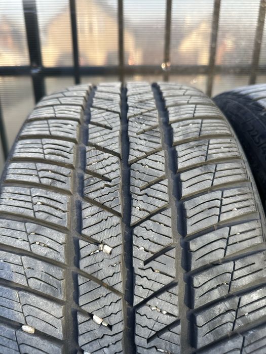 Vand Anvelope Iarna Barum Polaris 5 225/40/R18