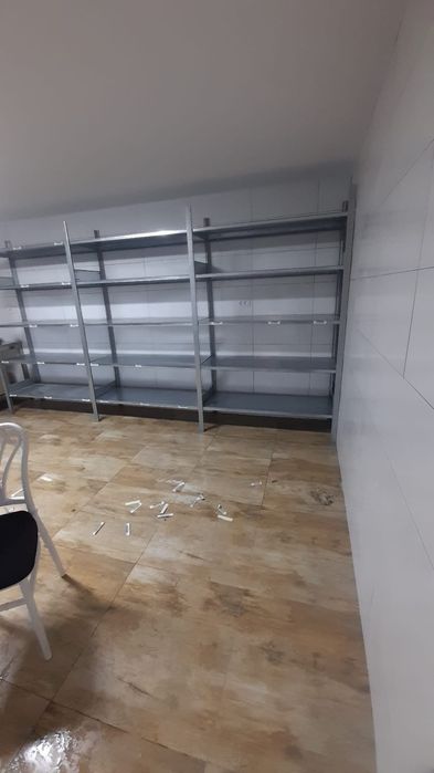 Vindem rafturi metalice pro eur