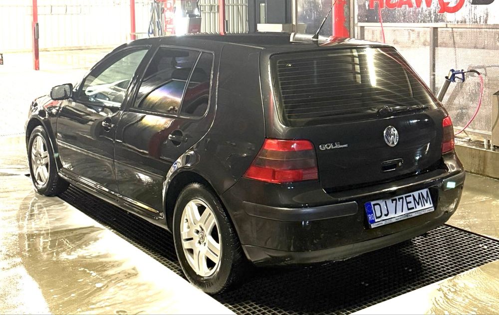 VW Golf 4 1.4 Benzină | 2003 | 219.359 km