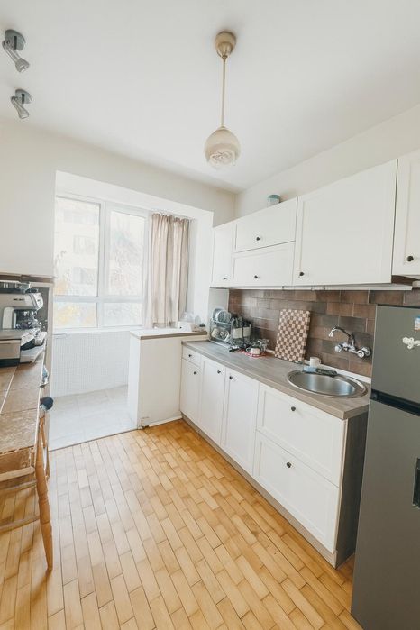 Дава се под наем Многостаен апартамент в Пловдив, Младежки Хълм - 120 кв.м за 548.25 € - Снимка #2