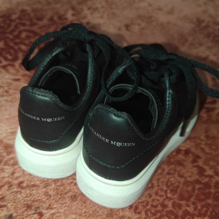 Обувь на девочку и набор