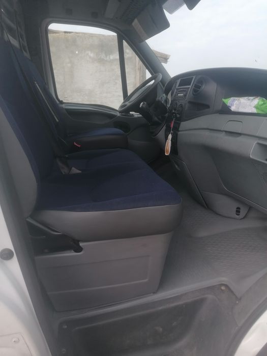 Vând IVECO DAILY 50C15 Platformă Detarat