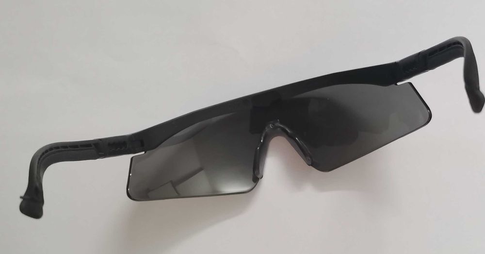 Vând ochelari de soare UVEX