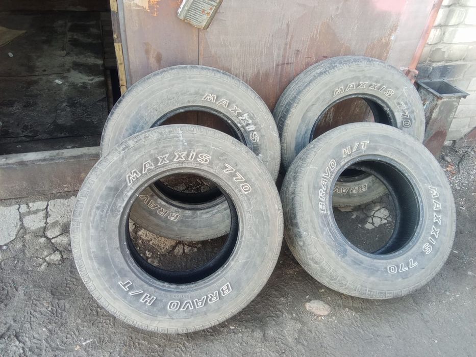 Продам шины в хорошем состоянии.