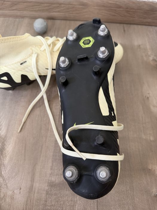 Бутонки Nike Zoom