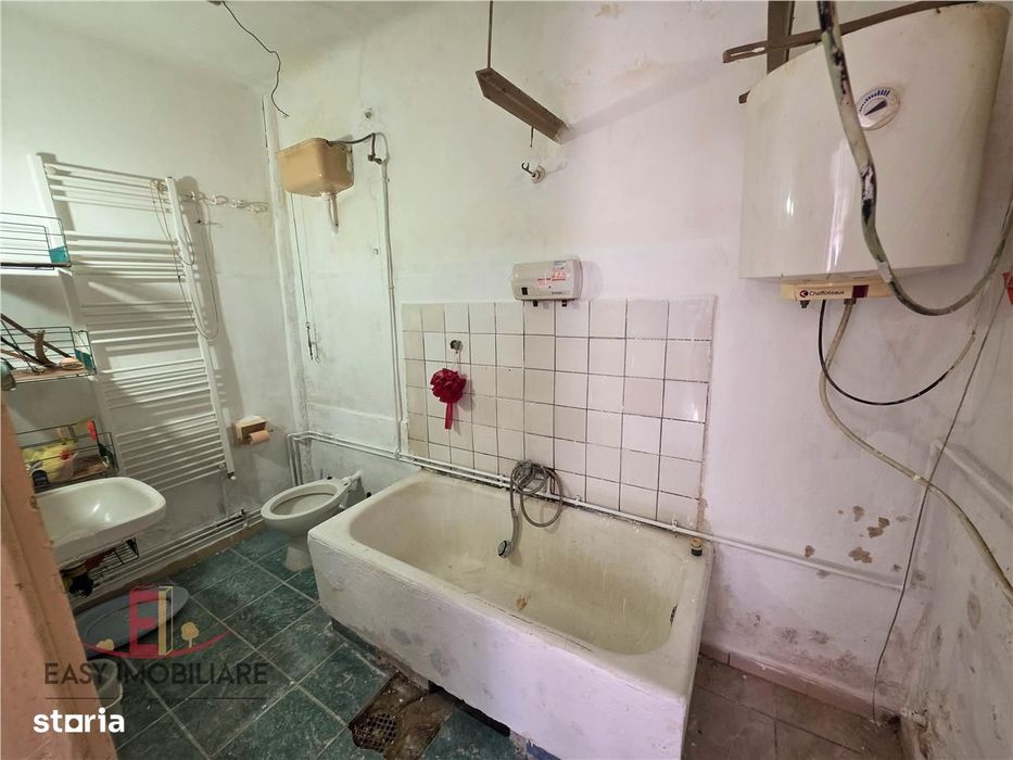 Casa de vanzare, Central, 65mp,  Zona 0, curte, Targu Mures