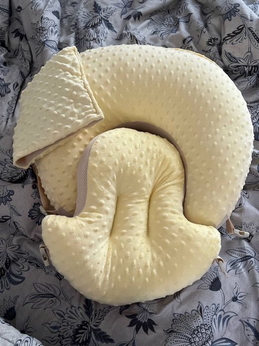 Срочно продам подушку для кормления