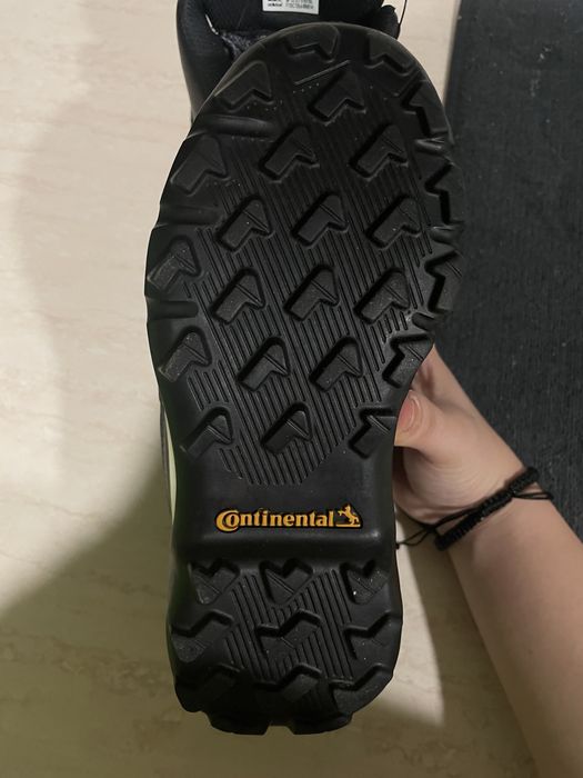 Детски обувки Адидас Terrex