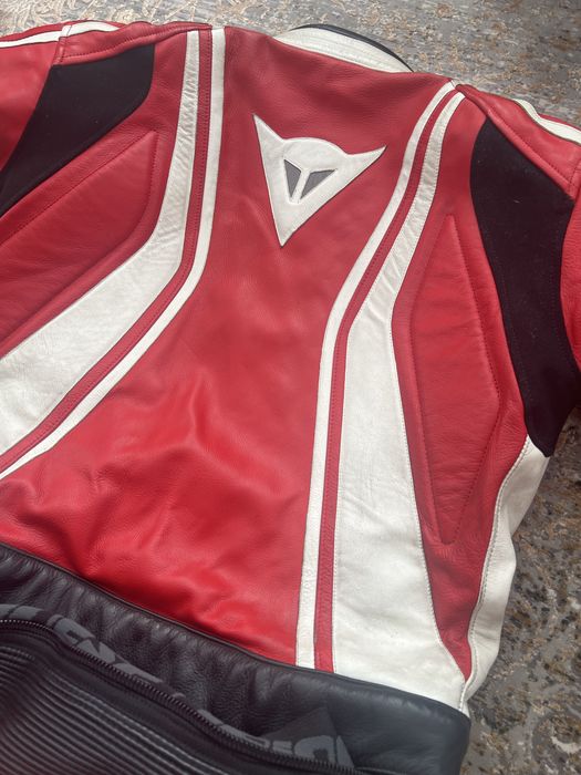 Dainese екип от две части