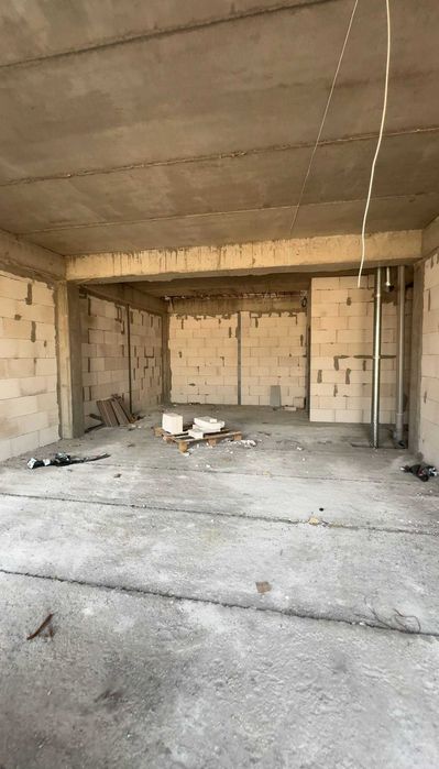 Продам 3-х комнатную(коробка) в Яшнабадском районе.Янгиобад