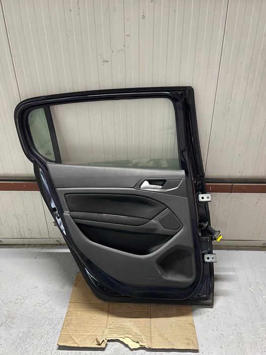 Usa spate completa stanga Peugeot 308 hatchback 2015+