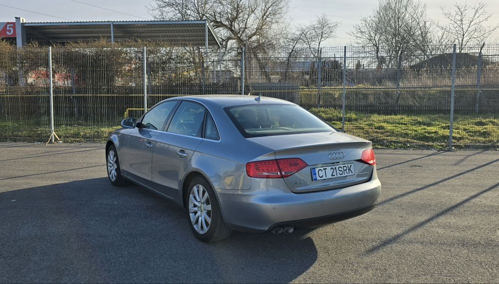 AUDI A4 2010 — imagine 4