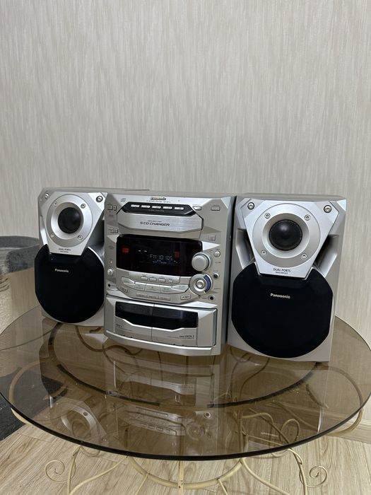 Muzikalniy center Panasonic Singapore