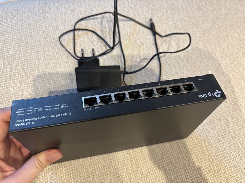 Суич TP-Link TL-SG108-M2, 8 порта