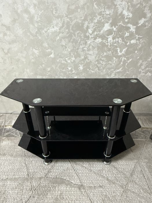 Тумбочка для телевизора