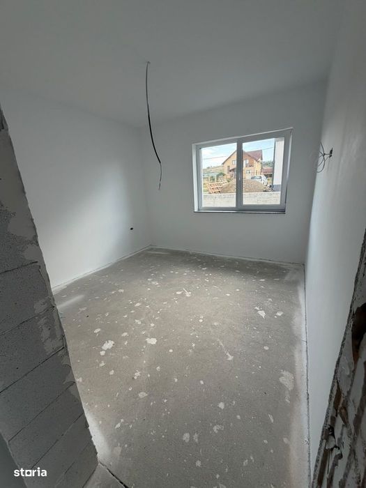 Casa noua de vanzare