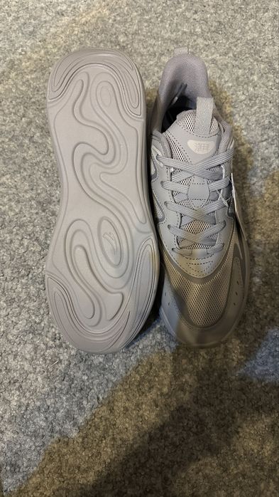 Мужские кроссовки