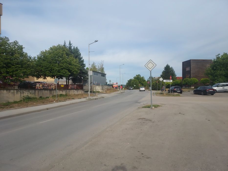 Дава се под наем Промишлена сграда в Велико Търново, Промишлена зона - Запад - 300 кв.м за 180000 € - Снимка #4