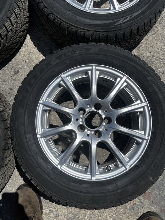 Оригинални джанти за Mercedes 16" с нови зимни гуми