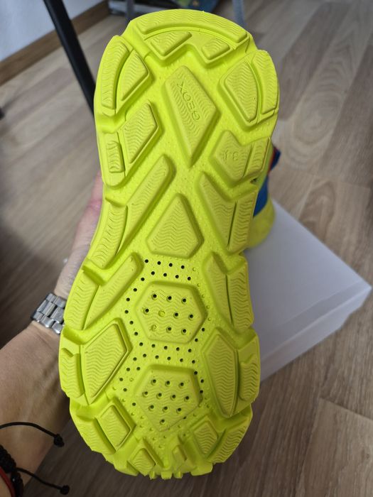 Adidasi geox marime 34