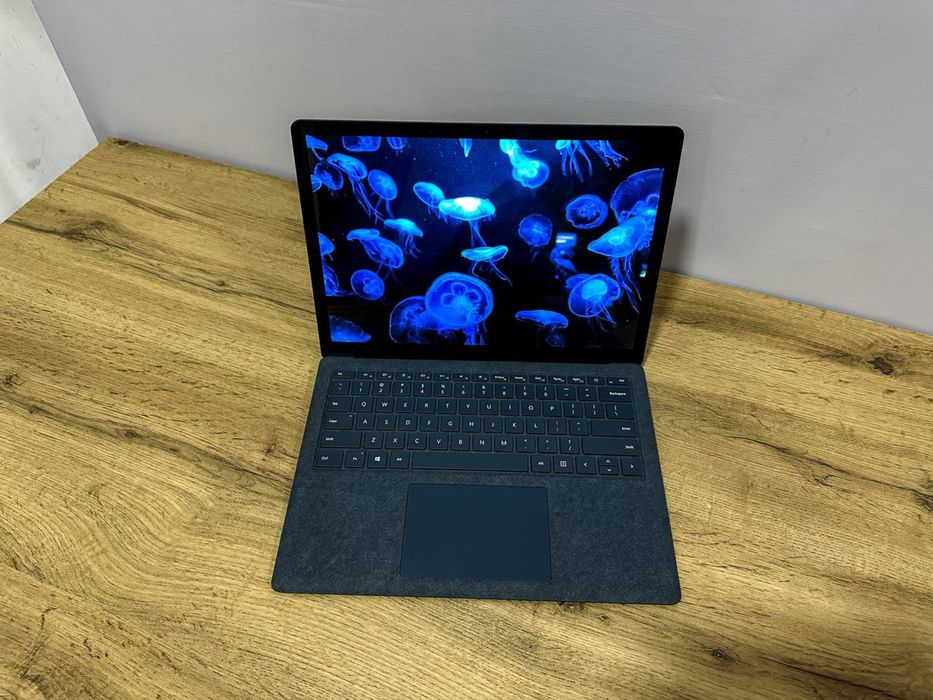 Microsoft surface laptop 3