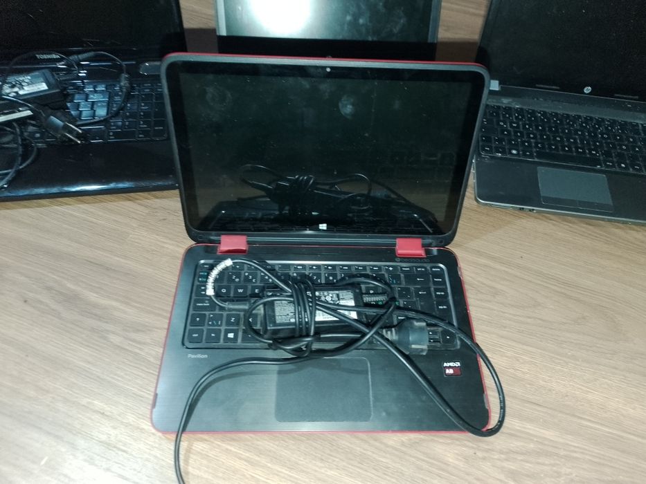 Leptopuri și monitor allone
