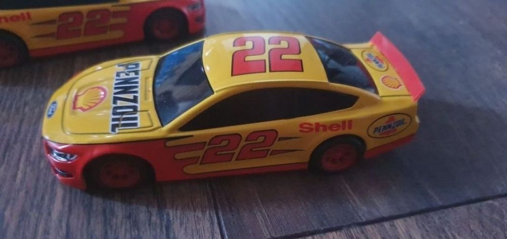 Инерционна кола, детска, куче с бутилка, зайче и пиленце