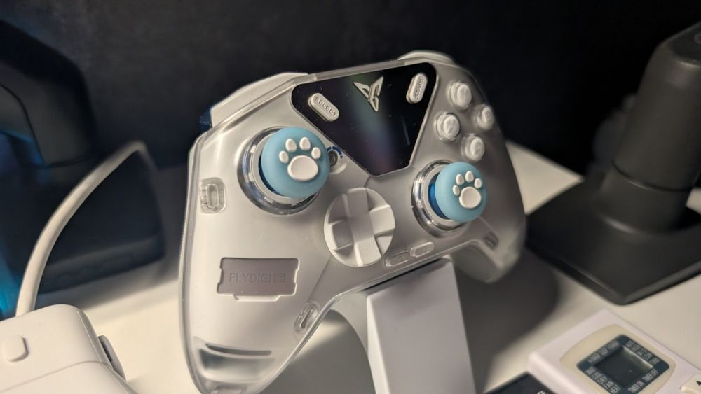 Геймпад в идеале flydigi apex 4