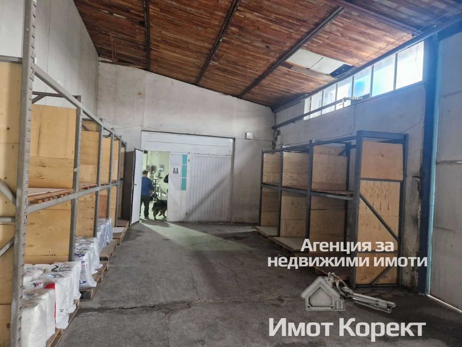Продава се Склад в Асеновград - 3040 кв.м за 142 €/кв.м - Снимка #4