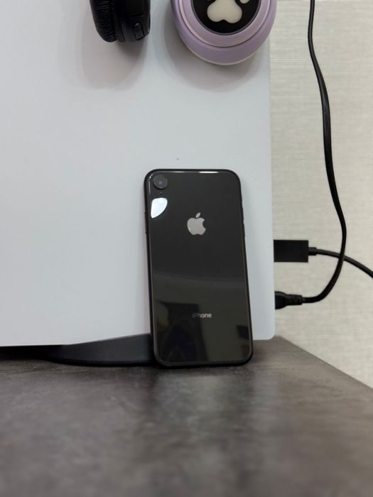 Iphone Xr в хорошем состоянии