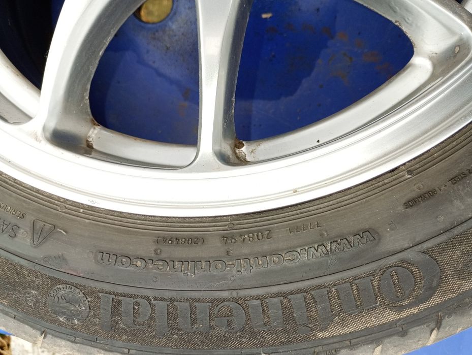 Vând jante aliaj Suzuki Sw ift cu cauciucuri de vara