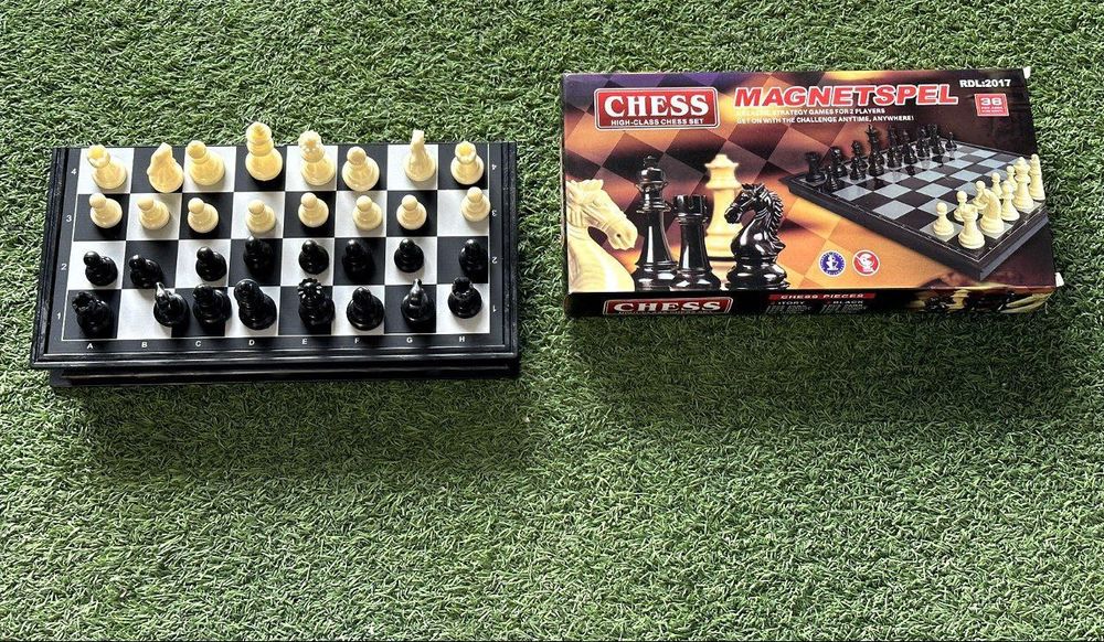 Шахматы от первых рук