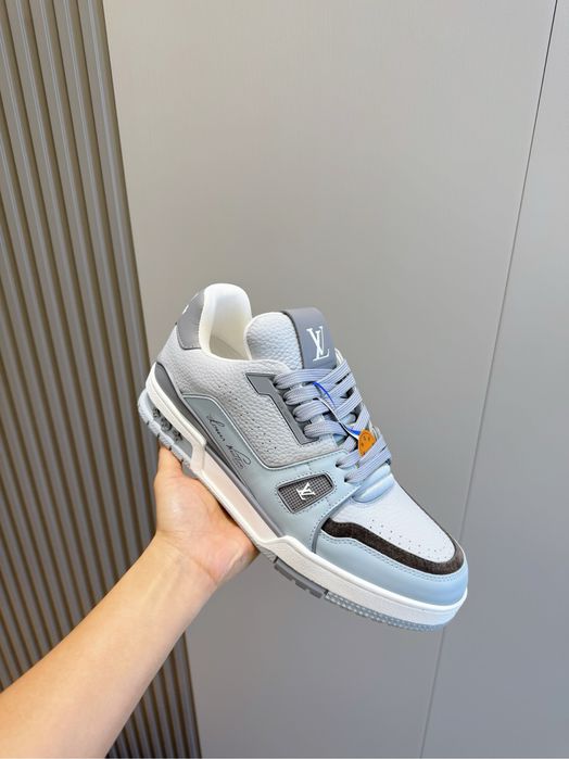 Adidasi Louis Vuitton , calitate premium , pe comanda , noi , 44