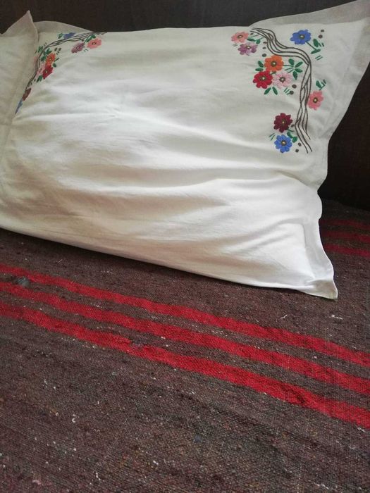 Покривка за спалня ръчно тъкана, вълнена, РЕТРО