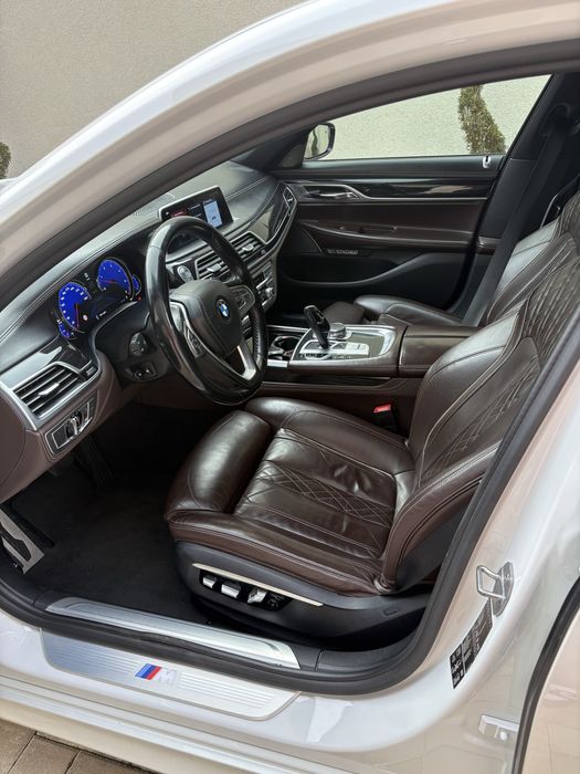 Bmw 730 X-Drive M pachet cu cheie digitala