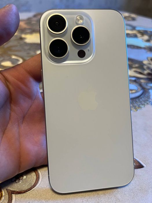 Iphone 15 pro oq rangli ideal