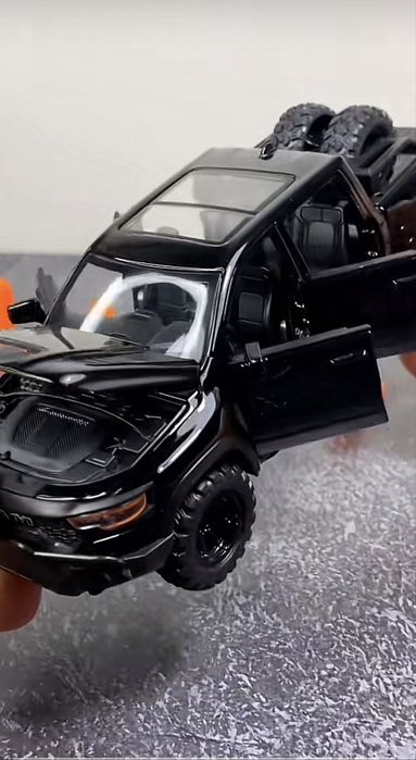 dodge ram trx 1/32