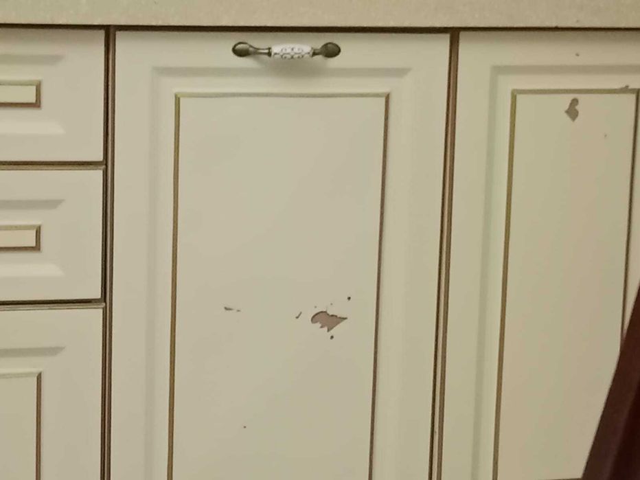 Продам срочно кухонный гарнитур (б/у)