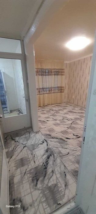 Горгаздан 1 хонали 1 каватдан квартира сотилади Кредит булади