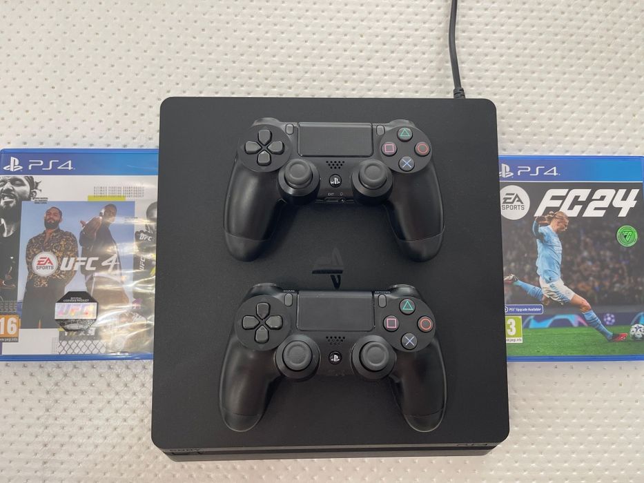 Playstation 4 Slim