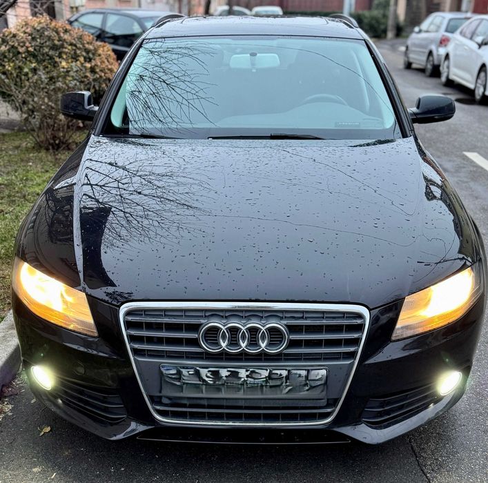 AUDI A4 B8 2012
