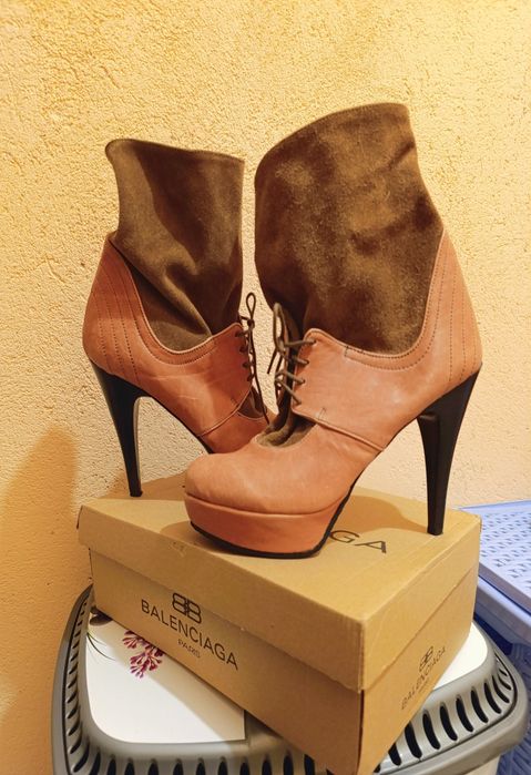 Боти от естествена кожа и велур Balenciaga