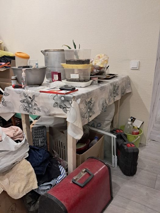 Продам кухонный стол