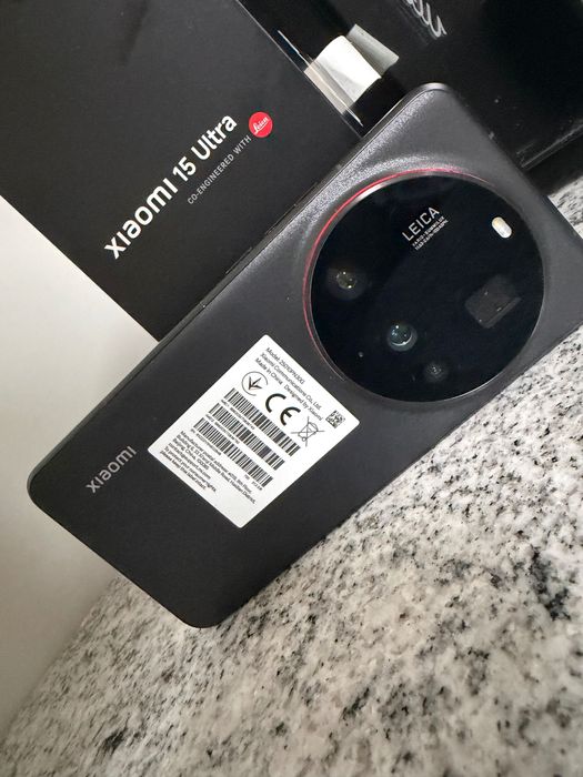 Продавам Xiaomi 15 Ultra