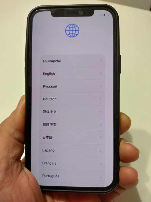 Продавам iPhone 12