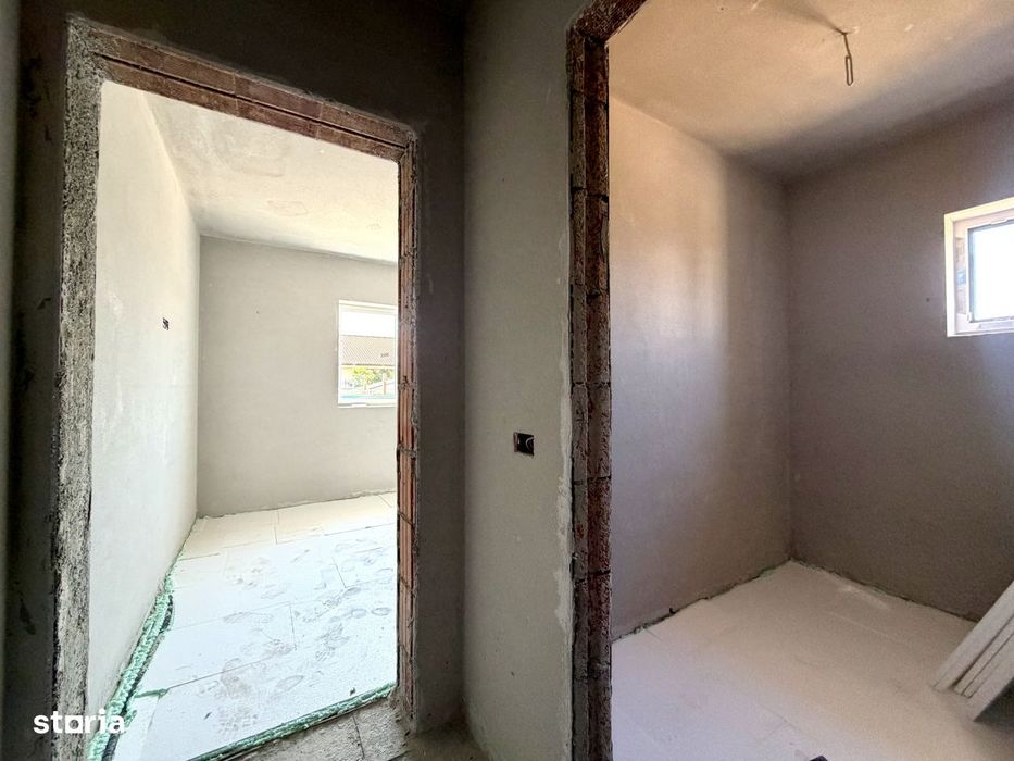 Casa individuala cu 4 camere, 94 mp utili, 372 mp teren - Sanandrei
